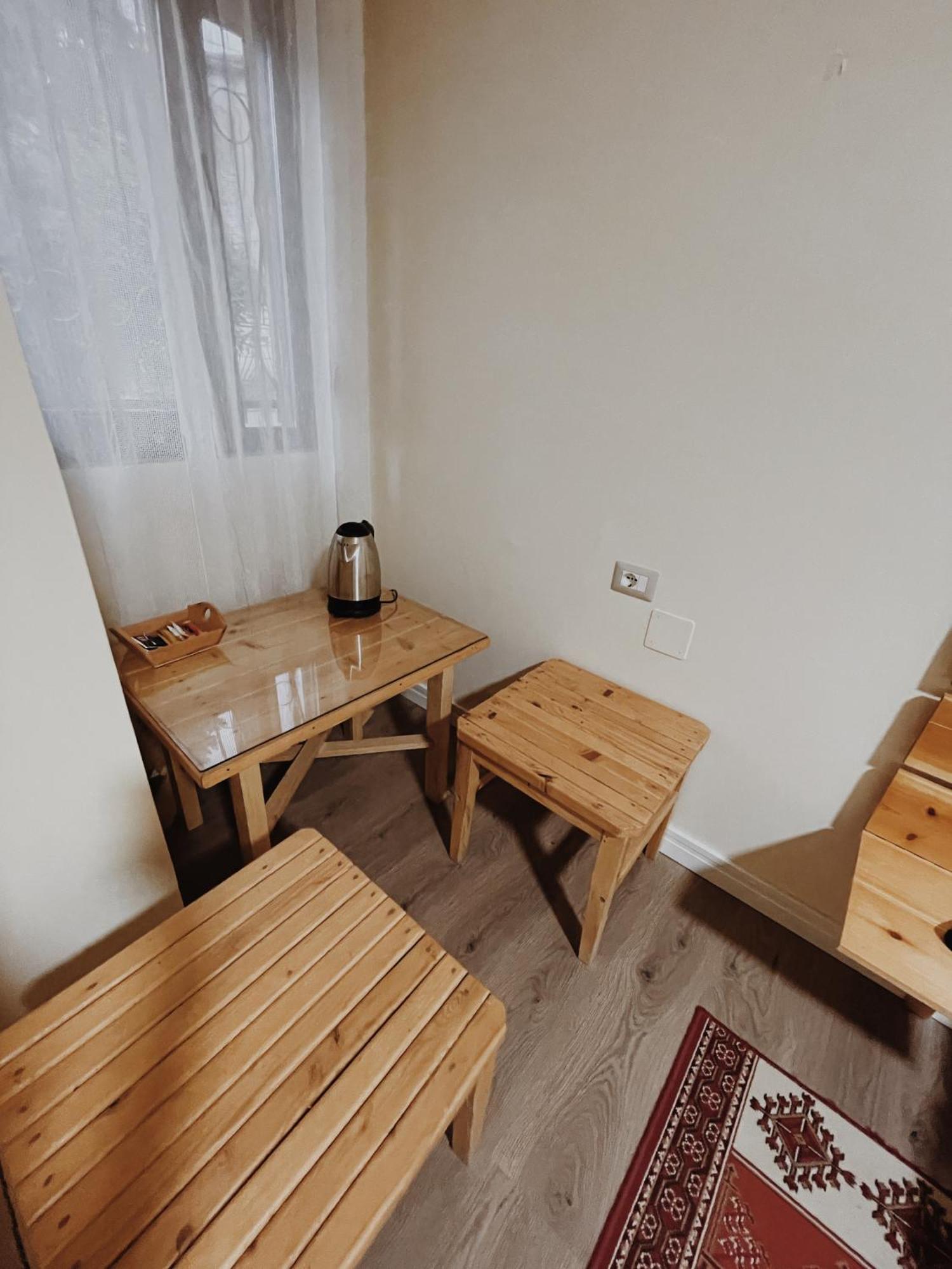 At Pikotiko'S - Korca City Rooms For Rent Exterior foto