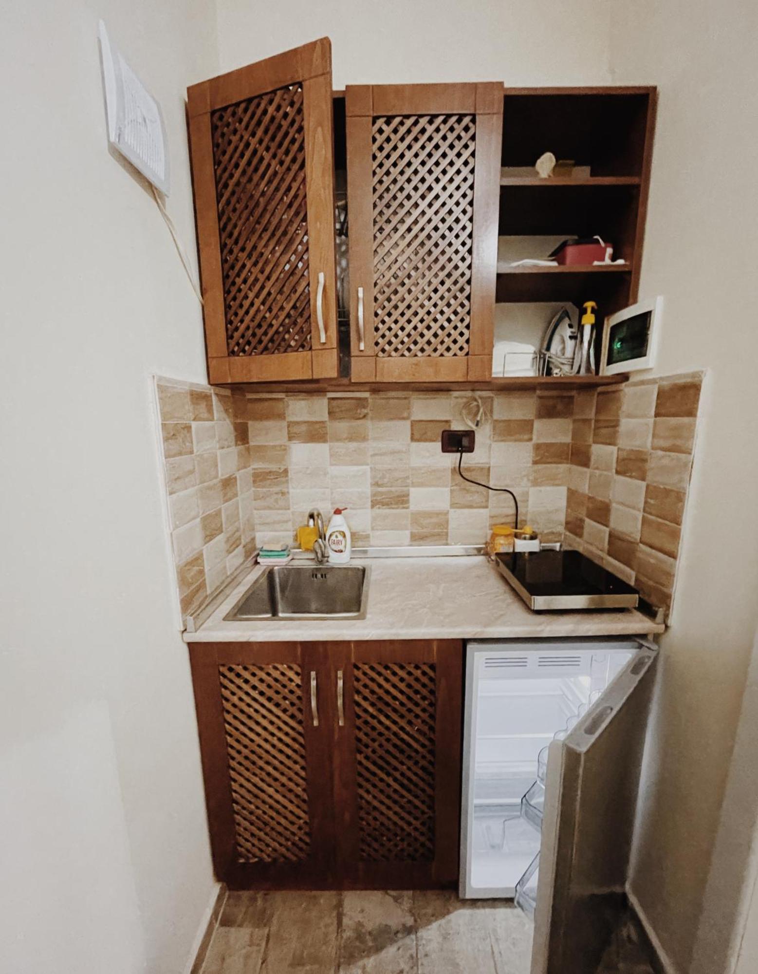 At Pikotiko'S - Korca City Rooms For Rent Exterior foto